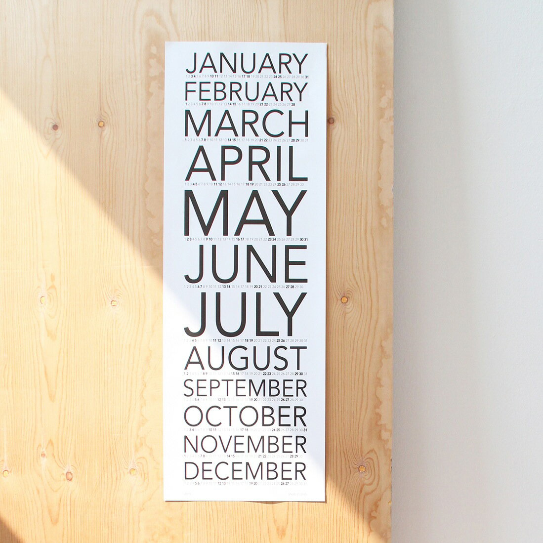 snug.studio | SNUG.VERTICAL calendar 2016 | ポスターカレンダー2016