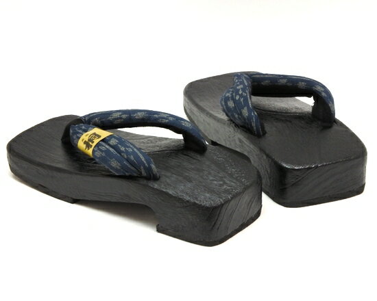 男性用　黒塗り 右近下駄 ソフト 桐下駄（きりげた）　絣模様