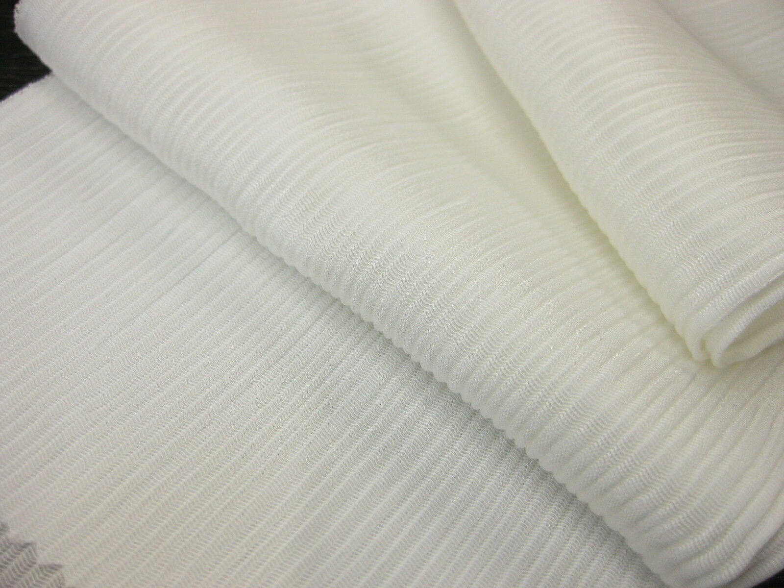 日本製 正絹楊柳半衿—白