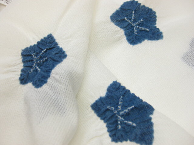 日本製　夏・絽正絹りんだし絞り帯揚げ白地−藍色