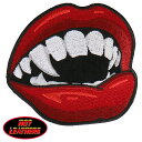 日本未発売 セール価格 ホットレザー Vampire Fangs Patch ヴァンパイア ファング ワッペン 吸血鬼 牙 LIP パッチ 米国バイカー専門ブランド HOTLEATHERS 直輸入 ウェアのカスタムに 布製 アイロン対応 サイズ小