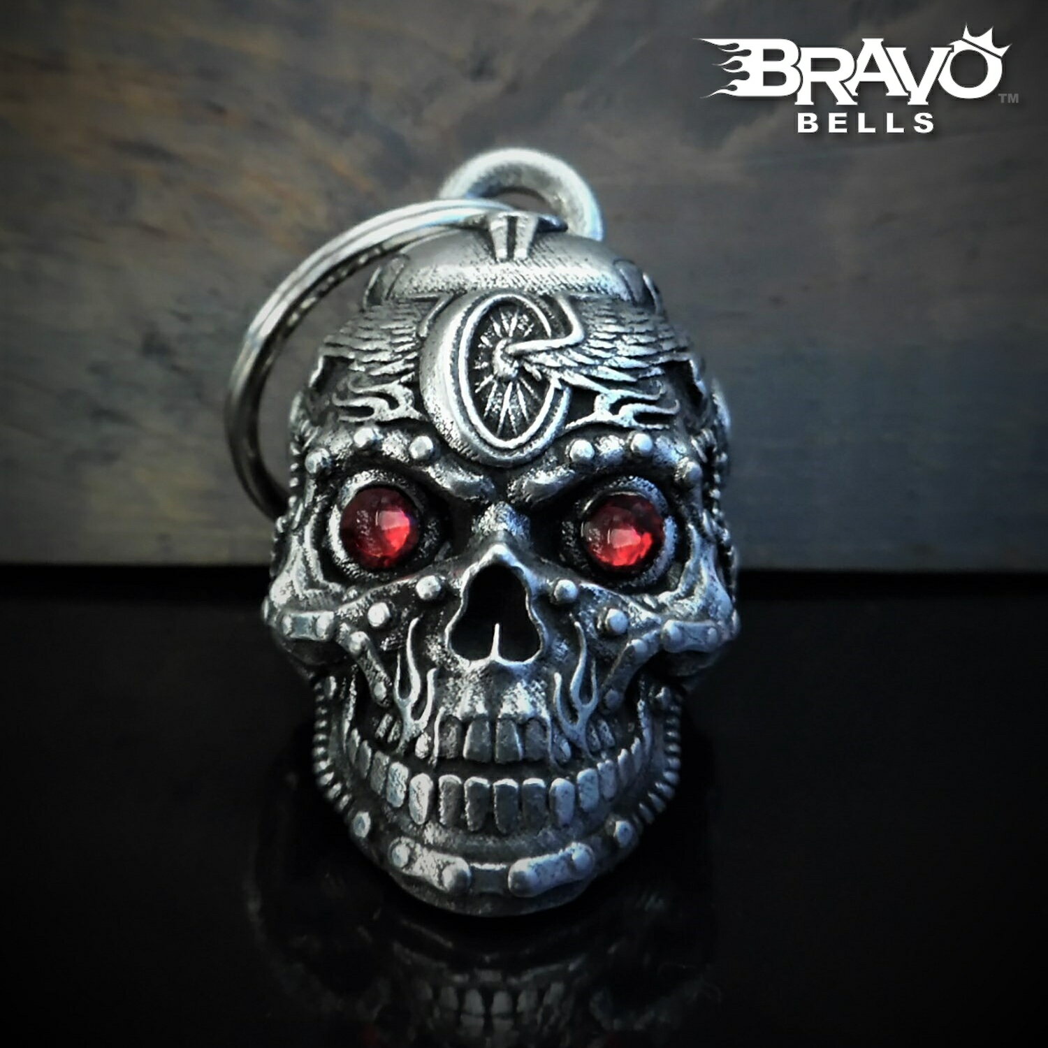 米国製 Bravo Bells 赤目 スカル モーターヘッド 3D ベル [Motorhead Skull] ブラボーベル Made In USA 魔除け お守りとしてバイカーへの特別なギフトに! バイク オートバイ 鈴 アクセサリー キーホルダー キーチェーン ガーディアンベル Guardian Bell