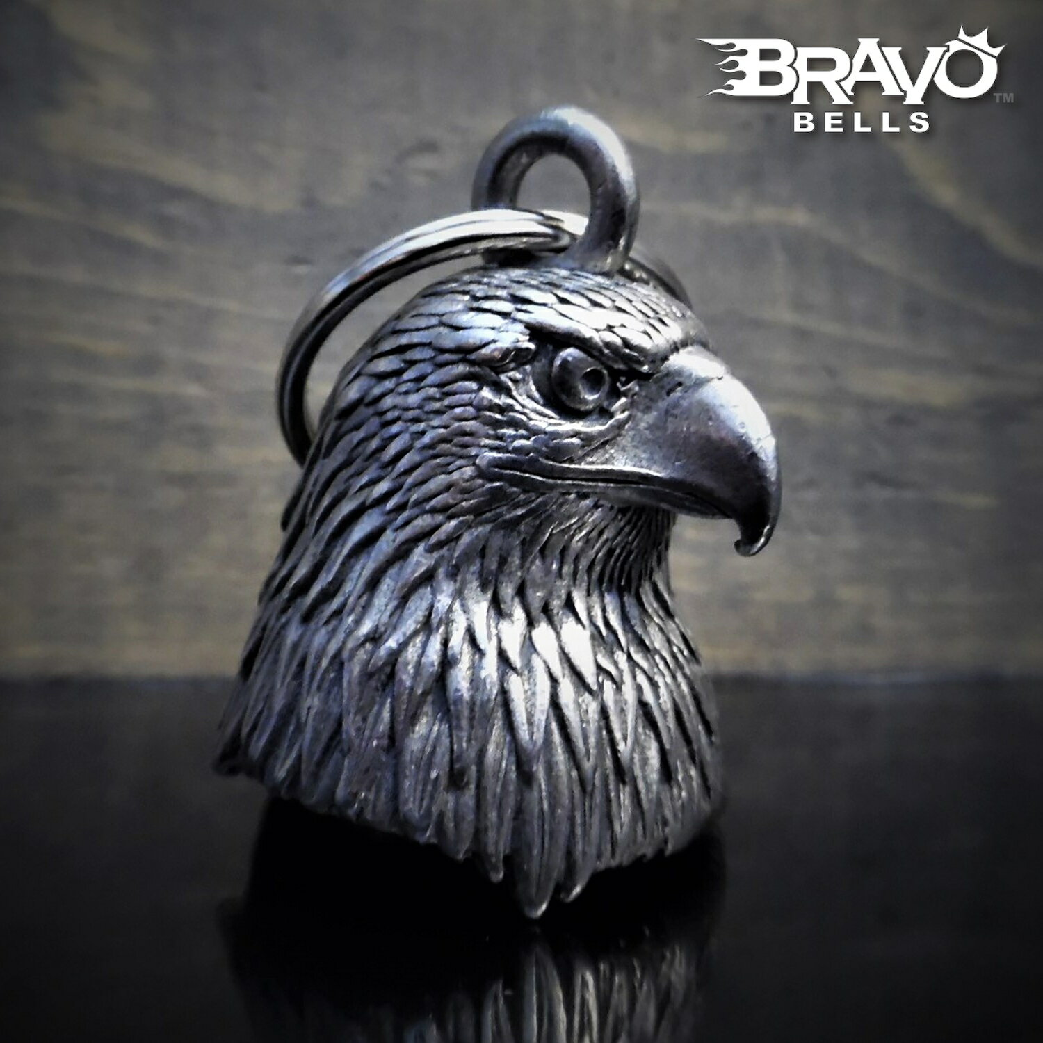 米国製 Bravo Bells 鷲 3D ベル [Eagle Head] ブラボーベル Made In USA 魔除け お守りとしてバイカーへの特別なギフトに! バイク オートバイ 鈴 アクセサリー キーホルダー キーチェーン ガーディアンベル Guardian Bell