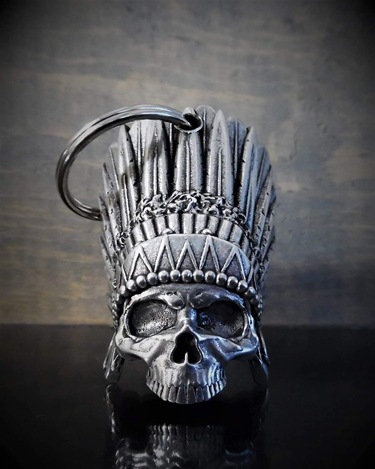 米国製 Bravo Bells インディアン スカル 3D ベル [Indian Skull] ブラボーベル Made In USA 魔除け お守りとしてバイカーへの特別なギフトに! バイク オートバイ 鈴 アクセサリー キーホルダー キーチェーン ガーディアンベル Guardian Bellの商品画像 3