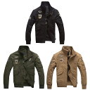 【送料無料!】全3色!6サイズ! [Men's Embroidery Air Force Military Jacket]メンズエンブロイダリーエアフォースミリタリージャケット ライディングにはもちろん、毎日の通勤通学にもオススメのフライトジャケット!! 【 特別価格! Men's Embroidery Air Force Military Jacket 】 カジュアルさとハードボイルドなアビエーターデザイン、 どんなコーデにもOKのマストアイテムです! 今季人気のアーミーテイストを取り入れるなら、このフライトジャケットで決まり! スタイリッシュな新アーミースタイルは、どれも欲しくなるスタンダードカラー3色!! ミリタリーテイスト溢れるワッペンや背中側のビッグデザイン、 リブ袖やアームポケットなどの細かなディテールも合格。 サッと羽織れば気取らないこなれ感を演出し、これ一枚でアメカジスタイルに。 毎日着たくなるヘビロテ間違いなしの、HOTなストリートスタイルの完成です♪ ビッグサイズの方にも嬉しい、驚きの4XLサイズまでお値段均一でご提供!! 【仕様】 長袖、リブ襟・袖・裾、ワッペンデザイン、前面ジッパー開閉 【素材】 コットン、ポリエステル 【カラー】 【1】ブラック(Black) 【2】アーミーグリーン(Army Green) 【3】カーキ(Khaki) 【サイズ】 ■M　　：胸囲106cm/肩幅46cm/着丈68cm/袖丈60cm ■L　　：胸囲110cm/肩幅48cm/着丈70cm/袖丈61cm ■XL　：胸囲114cm/肩幅49cm/着丈72cm/袖丈63cm ■2XL：胸囲118cm/肩幅50cm/着丈74cm/袖丈64cm ■3XL：胸囲122cm/肩幅52cm/着丈76cm/袖丈66cm ■4XL：胸囲126cm/肩幅53cm/着丈78cm/袖丈67cm 【ご注意下さい】 ※こちらの商品は日本サイズです。サイズチャートを参考にサイズをお選び下さい。 ※ジャケットのみの販売です。画像のジャケット以外の品は付属しておりません。 ※上記サイズは目安です。実際のサイズとは若干の差異がある場合がございます。 ※商品の仕様やデザインはメーカー都合により予告なく変更になる場合がございます。 メーカーに「在庫がある商品」では通常、お届けまでに「3週間前後」のお時間を頂いております。メーカーに「在庫がない商品」に関しましては、お届けまでに「1ヶ月以上」、またはタイミングにより「売り切れ」や「生産終了」となっている場合がございますので、何卒ご理解下さいますようお願い致します。また、商品によっては説明不足な点や、システムのタイムラグによって納期や入荷状況が表示内容とは異なっている場合がございますので、お届けまでのお時間や商品についてのご不明な点などがございましたら、どうぞお気軽にお問い合わせ下さい！商品画像はできる限り現品を再現するように心がけておりますが、ご利用のモニターにより差異が生じますので予めご了承下さい。 メーカー在庫品で3週間前後、在庫がない商品に関しましては、売り切れ・廃盤もしくは1ヶ月以上お時間を頂戴致しますので、予めご了承くださいますようお願い致します。