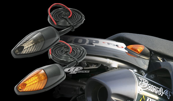 MOTOLED 586 LEDフラッシャー/スモーク 2個入 (品番 D45-58-618 )