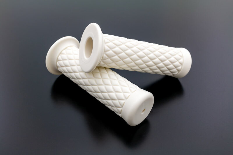 Rakuten - 【PMC.Inc】 トラッドダイヤハンドルグリップ 白(左右) (品番 187-503 )