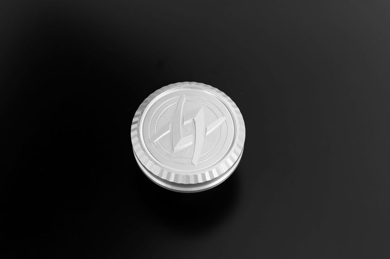 【PMC.Inc】 ステムトップキャップカバー T-1 Z650RS シルバー (品番 199-5012 )