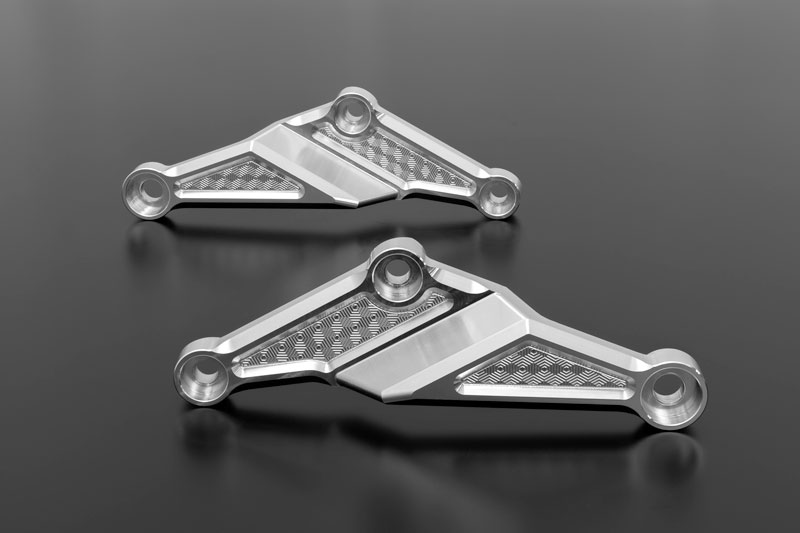 Rakuten - 【PMC.Inc】 ビレット・ハニカム エンジンシリンダーマウントキット (シャイニングシルバー) Z900RS (品番 189-5293 )