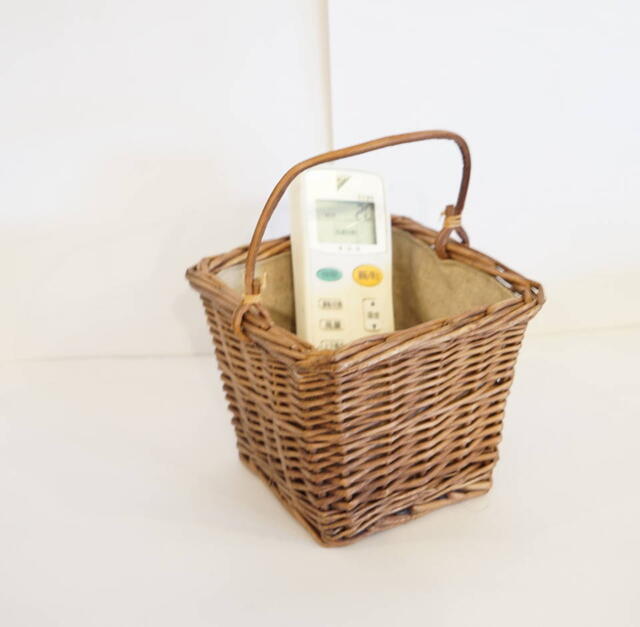 リネンミニバスケット　革ひも付き四角　13×13×H10