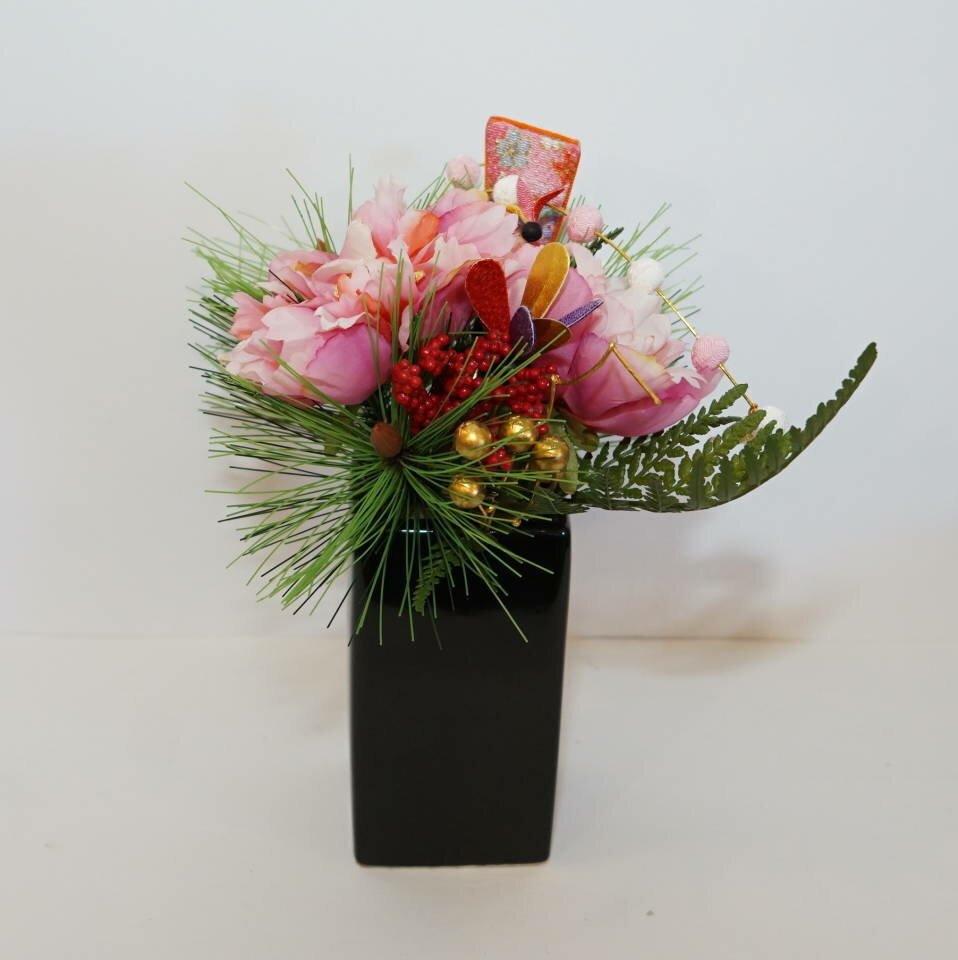 お正月アレンジ　ピオニー　造花