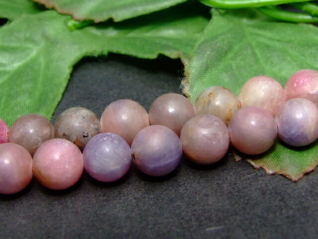 ≪50069≫●8mm ●A フロストルビー●1連39cm 通し針、解説書、1mゴム付き ●送料無料有●楽天最安値に挑戦●ベトナム産●天然石●パワーストーン