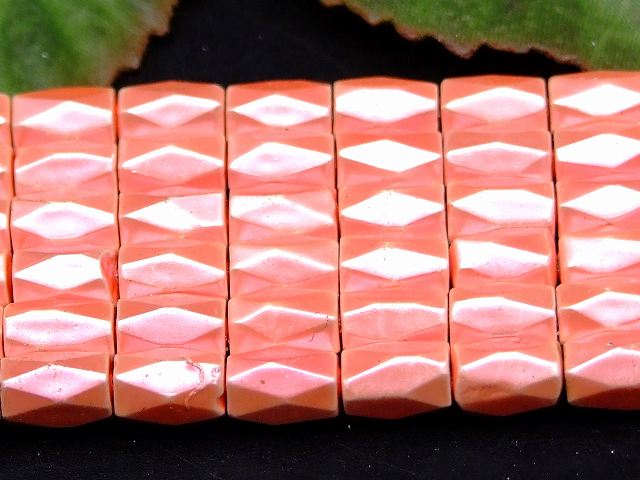 H3-25K　　工場処分品特価 今月半額以下 わけあり ヘマタイト ピンク 磁気あり 8mm×5mm カット 磁有 1連40cm 通し針、解説書、1mゴム付き 送料無料有 イギリス産 天然石 パワーストーン