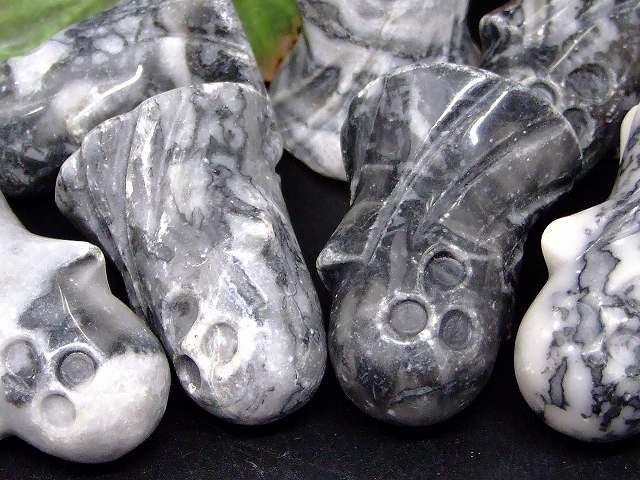 67736　　ジャスパー 40mm×30mm 1個売り オバケ おばけ ゴースト 送料無料 天然石 パワーストーン