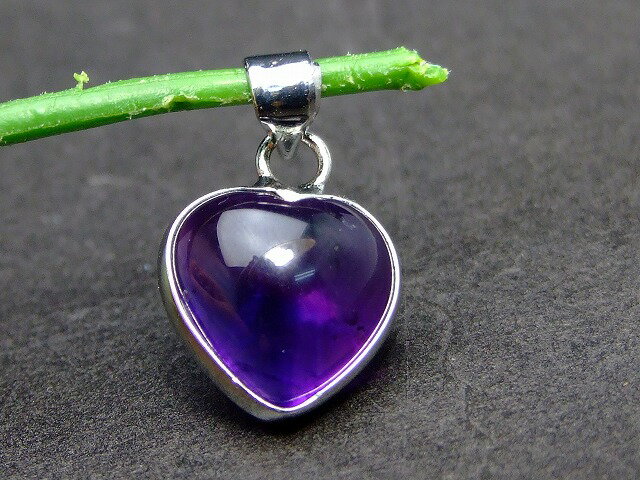 51931　 10×11mm AA ハート アメジスト ペンダントトップ 送料無料有 楽天最安値に挑戦 ブラジル産 天然石 パワーストーン
