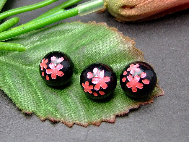 g3-2414G　　1粒売り 10mm オニキス 桜彫り ピンク箔 送料無料有 ブラジル産 天然...