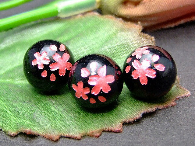 g3-2414G　　1粒売り 10mm オニキス 桜彫り ピンク箔 送料無料有 ブラジル産 天然...