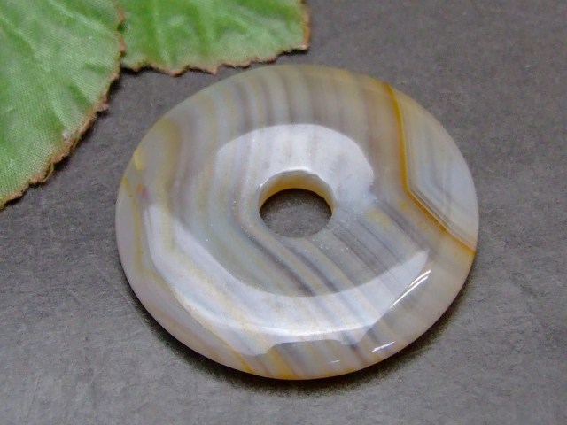 57735　　今月の半額 わけあり カーネリアン 40mm ペンダントトップ 1個売り 送料無料有 天然石 パワーストーン