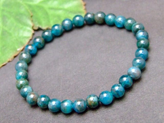 g3-2226A　　アパタイト 6mm A- ブレスレット 内径調節可 燐灰石 送料無料 ブラジル産 天然石 パワーストーン