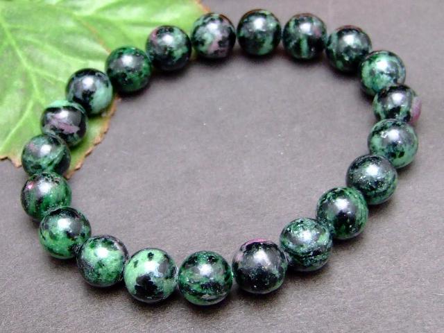 g3-1060W　　ルビーインゾイサイト 10mm ブレスレット 内径19cm ポーチ付き 送料無料 天然石 パワーストーン