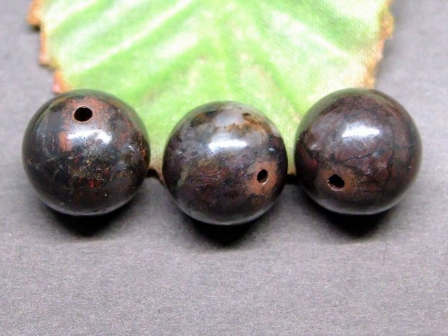 g3-1065G 今月30%off 11mm A 1粒売り スギライト 杉石 鑑別済・本物保証 送料無料有 天然石 パワーストーン