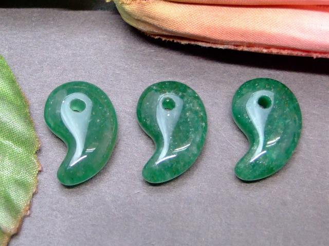 49541F　　18mm×12mm 勾玉 1個売り アベンチュリン 送料無料有 天然石 パワーストーン