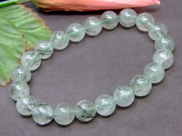 60105　　グリーンルチルクォーツ 10mm A+ ブレスレット 内径18cm 針水晶 ポーチ付き 送料無料 ブラジル産 天然石 パワーストーン