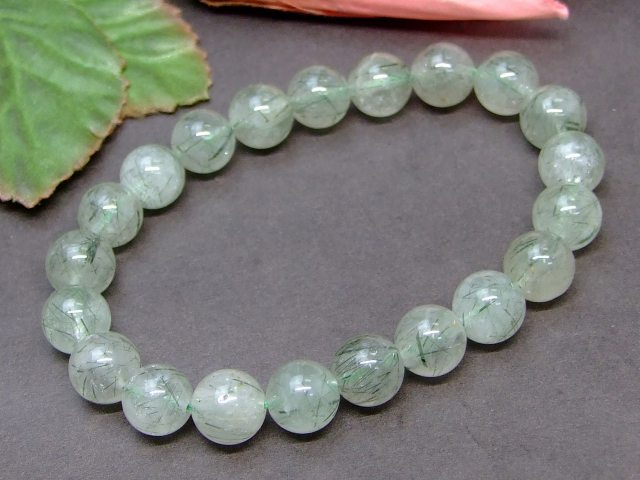 60106　　グリーンルチルクォーツ 10mm A+ ブレスレット 内径19cm 針水晶 ポーチ付き 送料無料 ブラジル産 天然石 パワーストーン