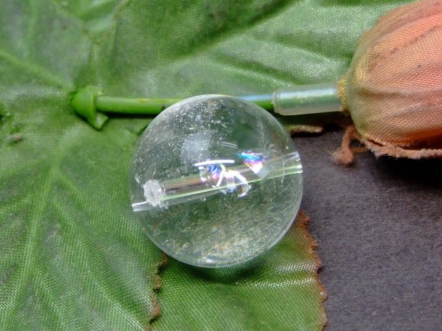 61434 　虹入り 20mm 1粒売り 水晶 クリスタル クォーツ 送料無料 ブラジル産 天然石 パワーストーン