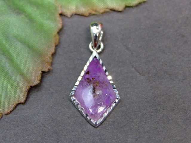 60341　　18mm×11mm 5A 1個売り アイススギライト 杉石 シルバー925 メッキ メタル 高級 ペンダントト..