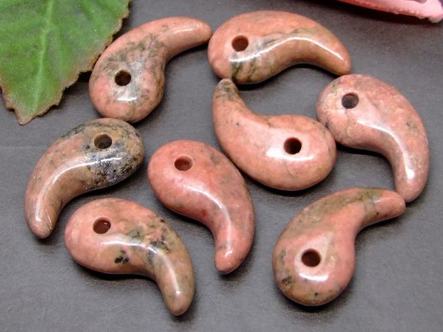 49536F　　今月17％OFF 31×17mm A 1個売り 勾玉 ロードナイト 送料無料有 天然石 パワーストーン