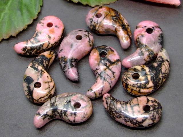 49536G　　今月17％OFF 31×17mm A 1個売り 勾玉 ロードナイト 送料無料有 天然石 パワーストーン