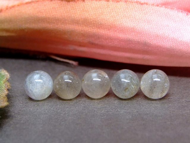 g3-215N　　今月の半額 わけあり 5mm ラブラドライト 1粒売り 鑑別済・本物保証 送料無料有 マダガスカル産 天然石 パワーストーン