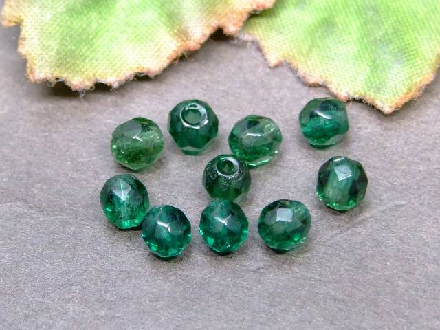 62600　　グリーンクォーツ 4mm 10粒セット 送料無料有 人工石 パワーストーン