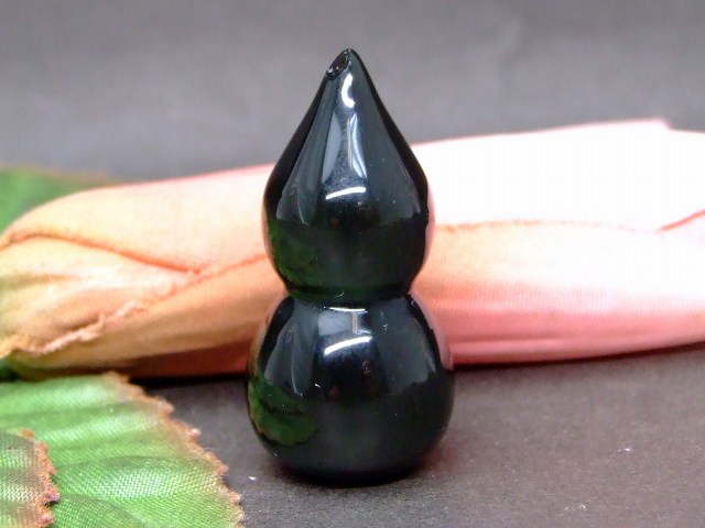 63867　　今月の半額 わけあり オブシディアン 33mm×16mm 1個売り ひょうたん 瓢箪 ヒョウタン お守り ..