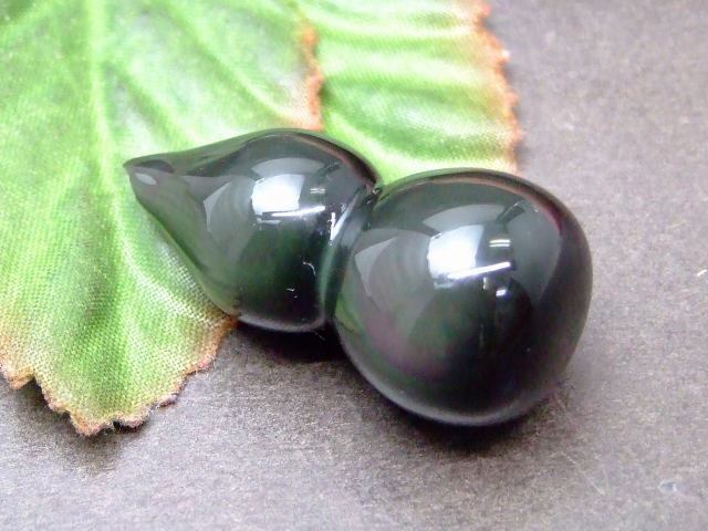 63867　　今月の半額 わけあり オブシディアン 33mm×16mm 1個売り ひょうたん 瓢箪 ヒョウタン お守り 厄除け アクセサリー作りに 送料無料有 アメリカ産 天然石 パワーストーン