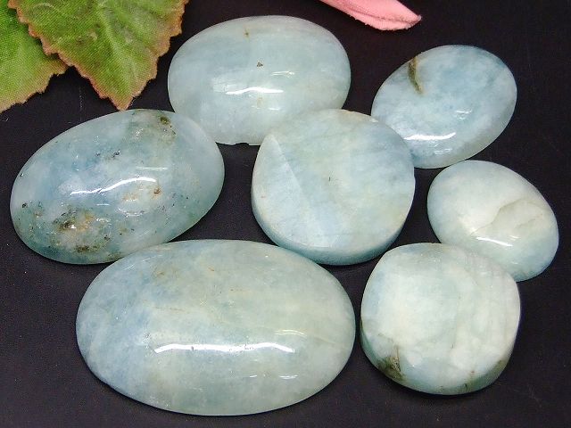 66549　　今月の半額 わけあり アクアマリン 藍玉 100g 48mm×34mm〜26mm×20mm 7個セット 穴なし 送料無料 ブラジル産 天然石 パワーストーン