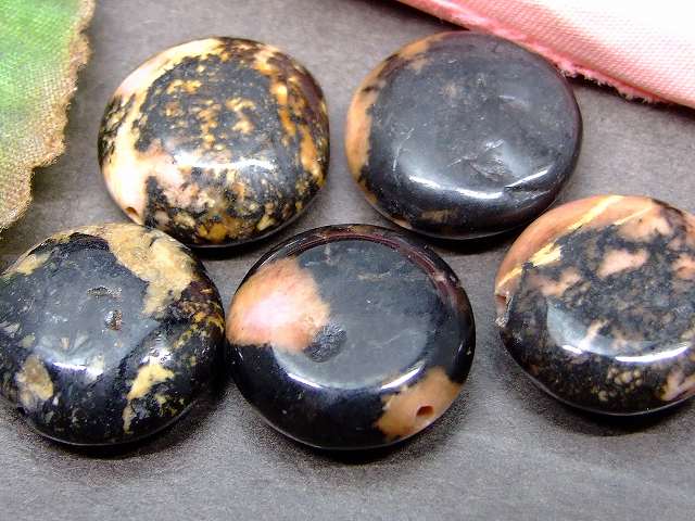 g3-610R　　今月の半額 わけあり ロードナイト 薔薇輝石 15mm 円盤 コイン 1粒売り 送料無料有 天然石 パワーストーン