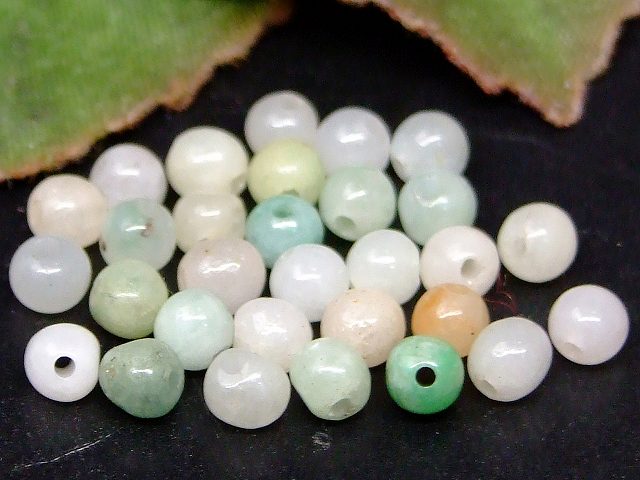 g3-18H　　今月の半額 わけあり ミャンマー翡翠 ヒスイ 4mm 10粒セット 本物保証 送料無料有 ミャンマー産 天然石 パワーストーン
