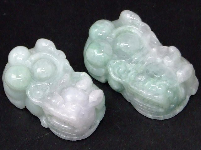 g3-3391D　　ミャンマー翡翠 貔貅 ヒキュウ ひきゅう AA 1個売り ペンダントトップ 穴あき 置物にも 送料無料 天然石 パワーストーン