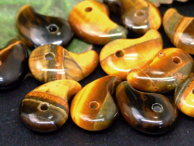 68436　　勾玉 タイガーアイ 青黄虎目石 18mm×12mm 1個売り 送料無料有 天然石 パ...
