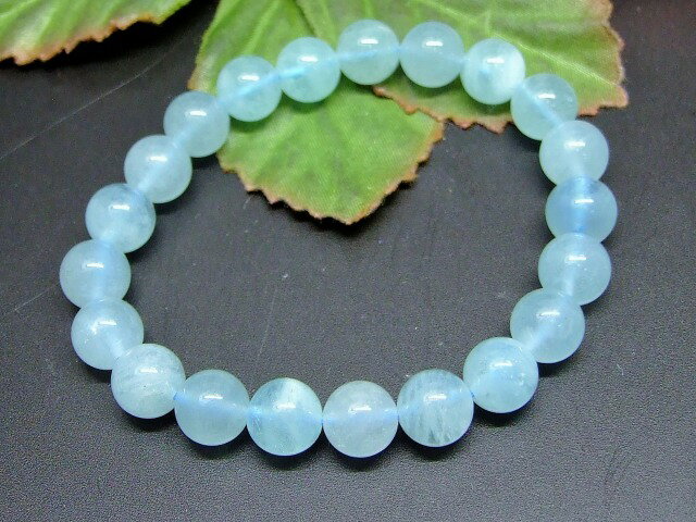 g3-203A　　今月の半額 アクアマリン 8mm ブレスレット 内径調節可 送料無料 天然石 パワーストーン