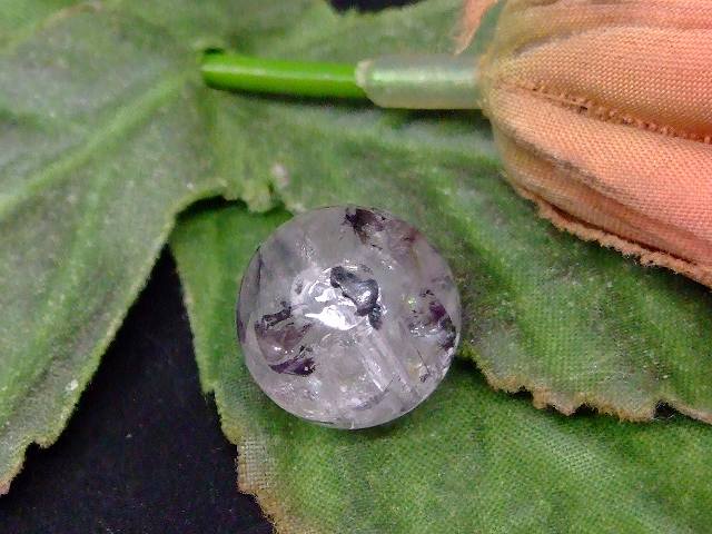 68290　　今月の半額 わけあり グラファイトインクォーツ 14mm 1粒売り 虹入り 黒鉛 石墨入り水晶 クリスタル ブラジル産 送料無料 天然石 パワーストーン