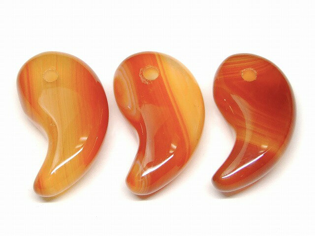 66447E　　今月の半額 わけあり 勾玉 縞瑪瑙 31×17mm 1個売り メノウ アゲート 送料無料 天然石 パワー..