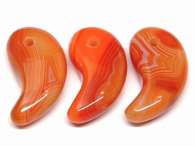 Fortune Telling - 66448E　　勾玉 縞瑪瑙 AA 31×17mm 1個売り メノウ アゲート 送料無料 天然石 パワーストーン