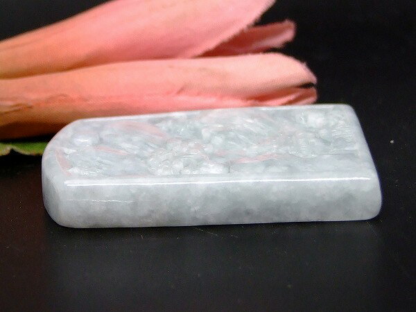 66499　　今月の半額 ミャンマー翡翠 ペンダントトップ 50mm×37mm 1個売り ヒスイ ?州 蘇州 ミャンマー産 送料無料 天然石 パワーストーン