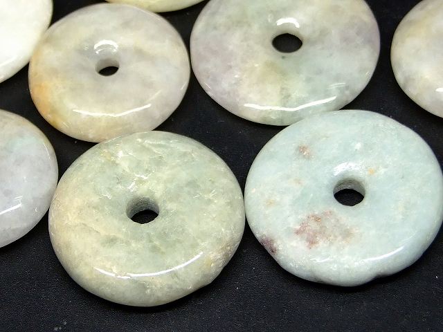 66748　　今月の半額以下 わけあり ミャンマー翡翠 22mm〜25mm 1個売り ピーディスク 円盤 平安扣 カバン飾り お守り 送料無料有 天然石 パワーストーン