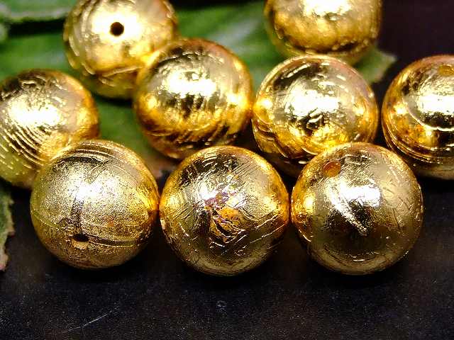 67634　　今月30％OFF わけあり ゴールド 金 ギベオン 鉄隕石 12mm 1粒売り 鑑別済・本物保証 送料無料 ナミビア産 天然石 パワーストーン