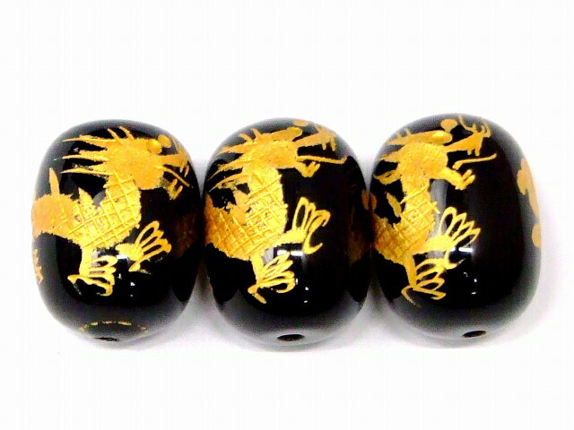 乐天商城 - 66892　　オニキス　龍彫り 金彫り 18mm×14mm　1粒売り　 送料無料 天然石 パワーストーン