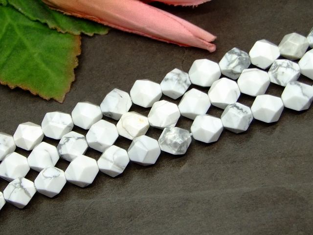 g3-335H　　ハウライト 10mm スターカット 1連38cm 通し針、解説書、1mゴム付き 送料無料 天然石 パワーストーン